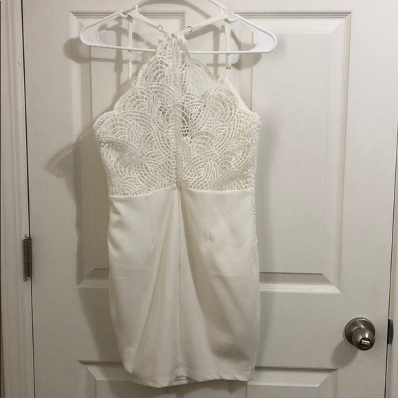 White dress - Picture 2 of 2